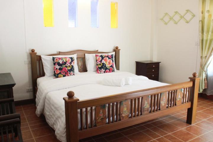 บ้านริมเนิน รีสอร์ท งาว Ngao Zewnętrze zdjęcie